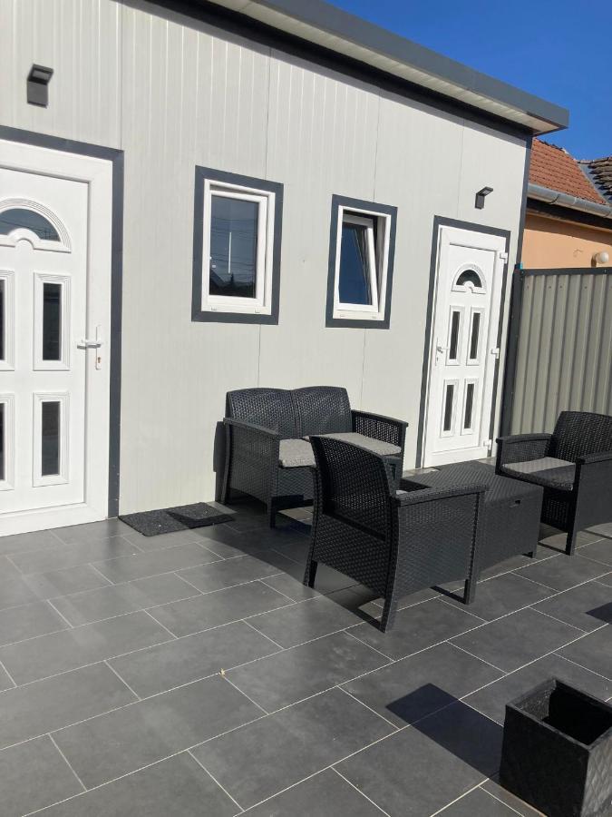 Arany Apartman Aparthotel Cegled Luaran gambar